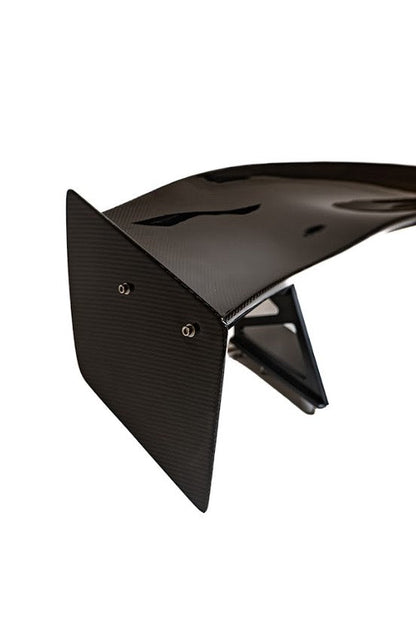 Carbon Fiber Wing (APR style) for the Nissan GTR R35 – Nelson Racing Wheel